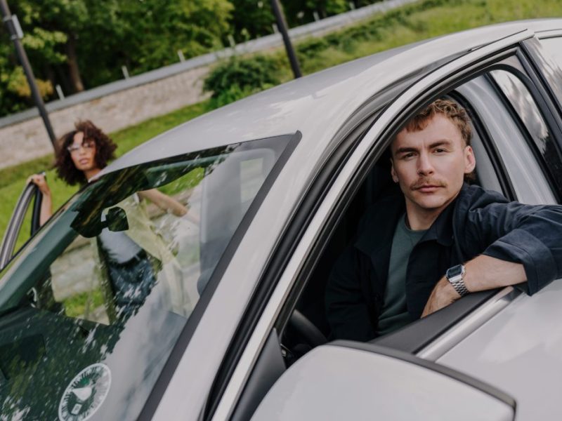 BB glowfish A W IG Cholathan Cheovarisajja